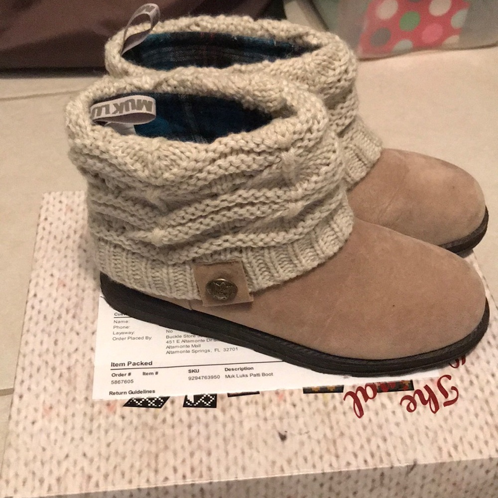 Winter Boots, water resistant💦